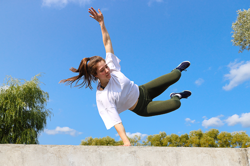 Parkour lässt sich an vielen Orten trainieren. Viel Spaß macht die Outdoor-Sportart in Anlagen, die extra dafür ausgelegt sind.