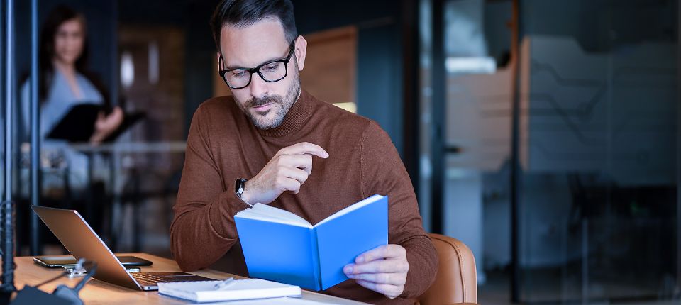 Themenseite_Fachbuchreihen_960x500_Recht